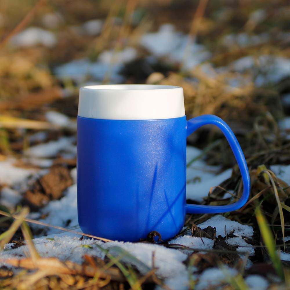 plastic mug beaker with optional lid in snow on ground